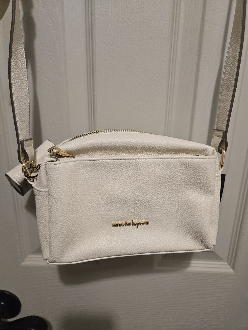 Nanette Lepore Riya Triple Zip Crossbody W/ Earbuds / Airtag Case in Vanilla